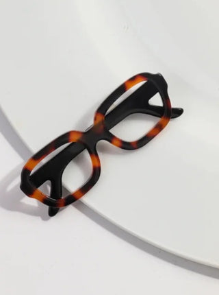 Eye Glasses Brooch